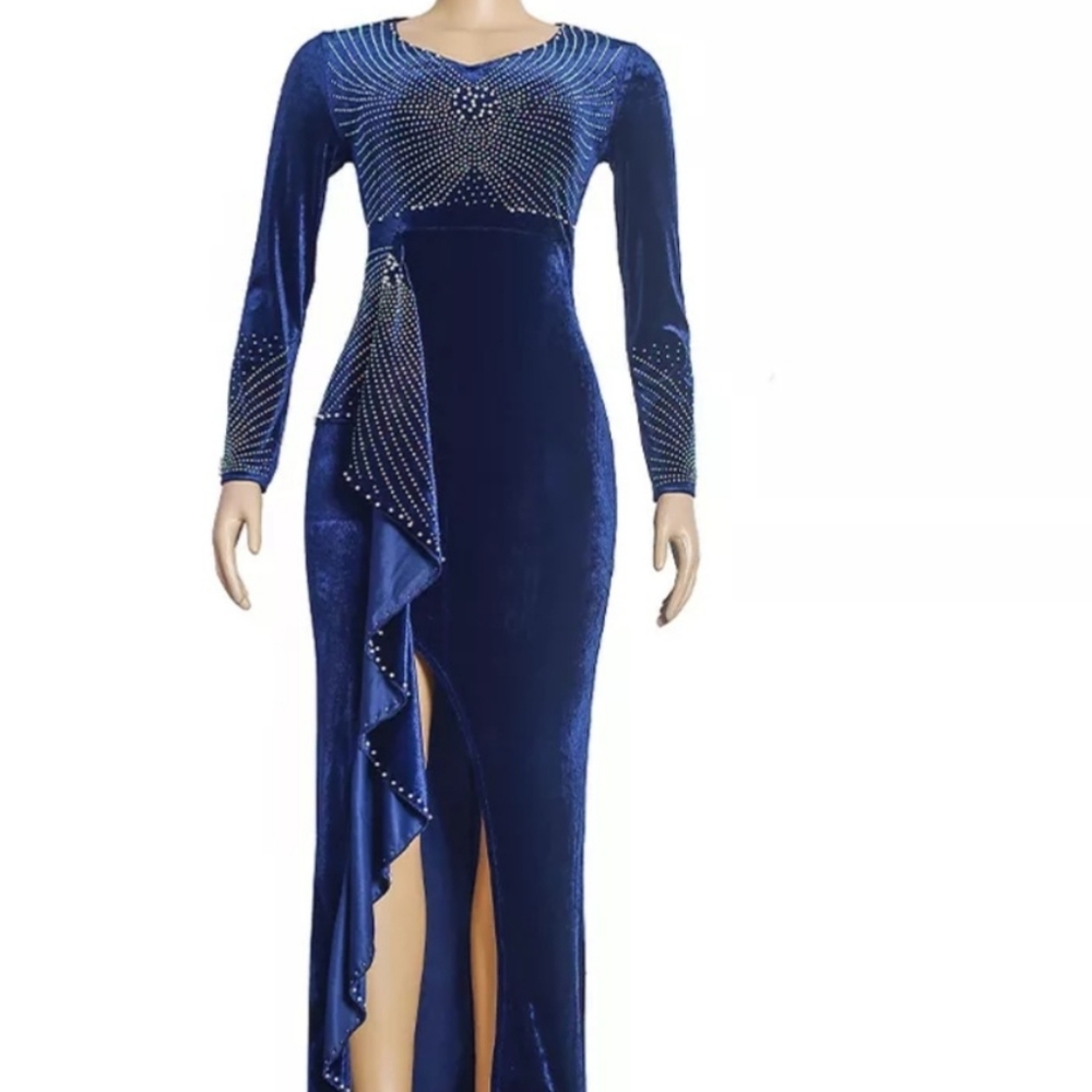 Beautiful velvet dress